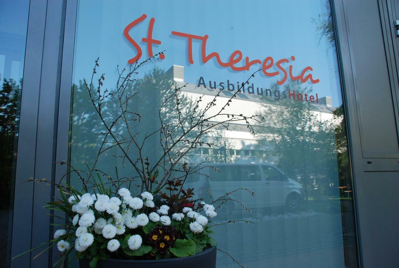 Ausbildungshotel St. Theresia München Buitenkant foto